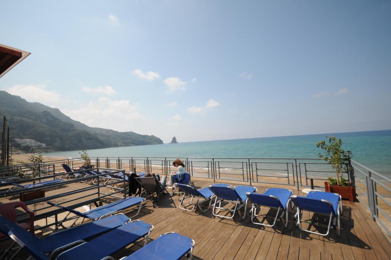 Pink Palace Beach Resort Agios Gordios (Corfu) Exterior foto