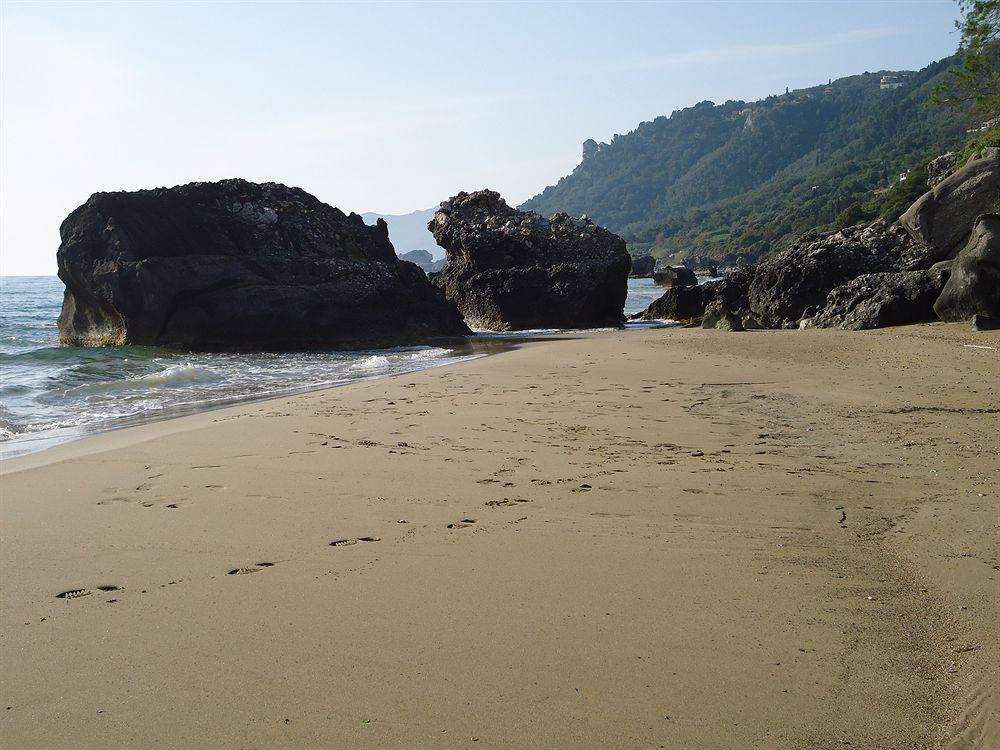 Pink Palace Beach Resort Agios Gordios (Corfu) Exterior foto