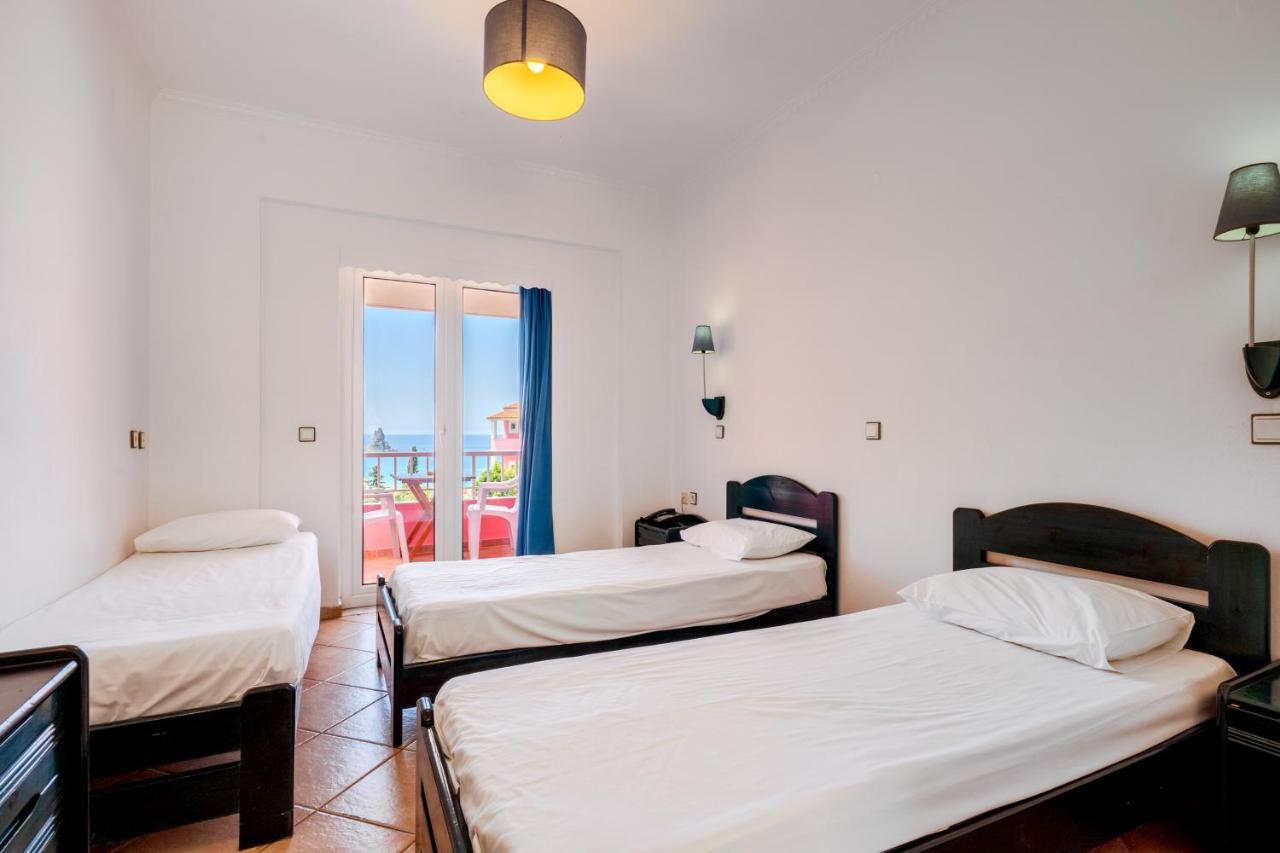 Pink Palace Beach Resort Agios Gordios (Corfu) Exterior foto