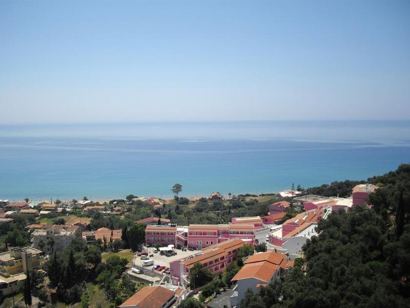 Pink Palace Beach Resort Agios Gordios (Corfu) Exterior foto