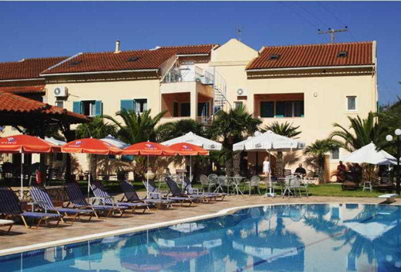 Pink Palace Beach Resort Agios Gordios (Corfu) Exterior foto