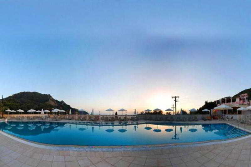Pink Palace Beach Resort Agios Gordios (Corfu) Exterior foto